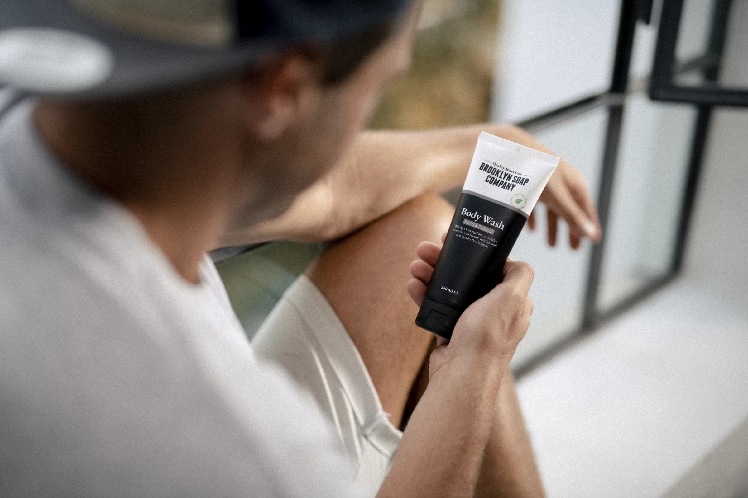 Duschgel Body Wash Hanföl & Zedernöl 6 Duschgel Body Wash Hanföl & Zedernöl – Bild 4