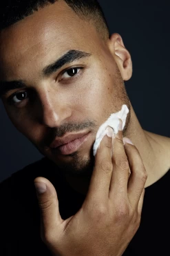 Protect+Care Rasierschaum 11 Protect+Care Rasierschaum -hochwertige Pflegeprodukte MAM 7978907 SHOP IMAGE 1.4