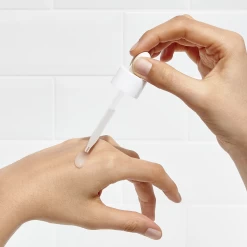 Glow Booster Serum 12 Glow Booster Serum -hochwertige Pflegeprodukte MAM 8417950 SHOP IMAGE 1.4